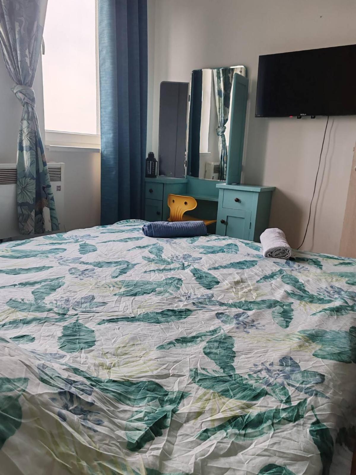 Spa Apartment Yang - Hot Tub, Sauna, Spa 诺威萨 外观 照片